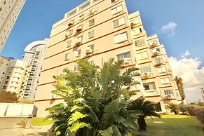 Royal Lea Apartments