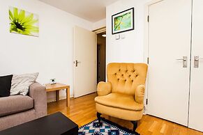 Charming Peaceful 2 Bed with Parking and Garden