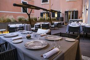 Elizabeth Unique Hotel