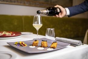 Elizabeth Unique Hotel