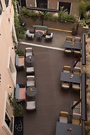 Elizabeth Unique Hotel