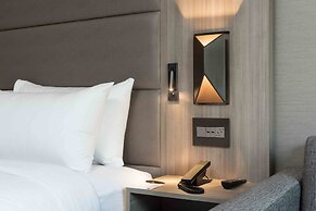 AC Hotel by Marriott Boston Cleveland Circle