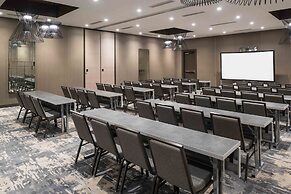 AC Hotel by Marriott Boston Cleveland Circle