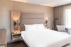AC Hotel by Marriott Boston Cleveland Circle