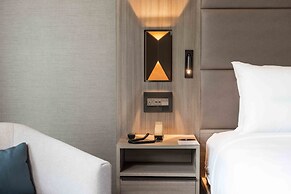 AC Hotel by Marriott Boston Cleveland Circle