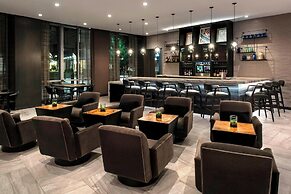 AC Hotel by Marriott Boston Cleveland Circle