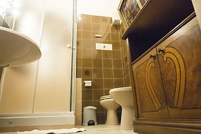 Spacious and Beautiful 60 sqm Apartment in the Very Heart of Bologna