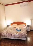 Spacious and Beautiful 60 sqm Apartment in the Very Heart of Bologna