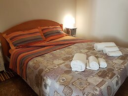 Spacious and Beautiful 60 sqm Apartment in the Very Heart of Bologna