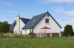 The Mews Apartment at Daviot Lodge