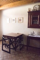 Large and Cozy Apartment on two Levels