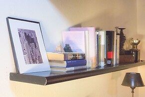 Large and Cozy Apartment on two Levels