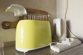 Large and Cozy Apartment on two Levels