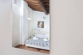 Short-let Florence Apartment Parione