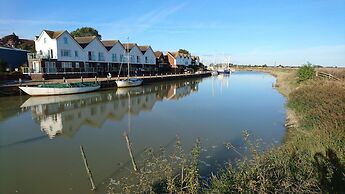 16 The Boathouse, RYE