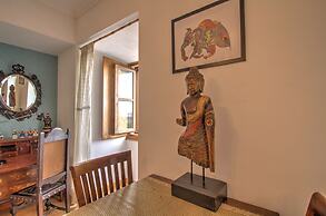 River View Very Central & Spacious 1 Bedroom