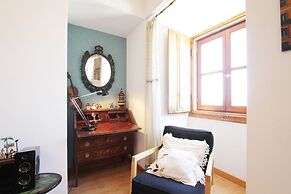 River View Very Central & Spacious 1 Bedroom