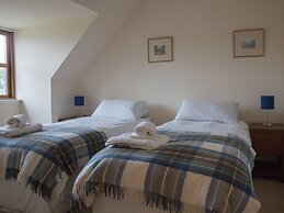 Highland Holiday Homes - Tulloch Ard