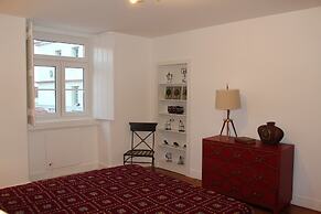 Stylish Lisbon Apartment in Alfama
