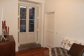 Stylish Lisbon Apartment in Alfama