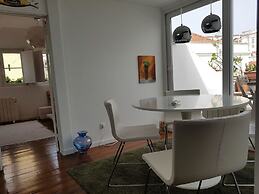 Stylish Lisbon Apartment in Alfama