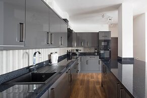 Manhattan Heights 2