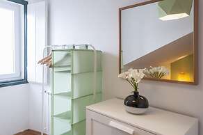 Contemporary by Apartments Alfama