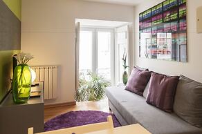 Contemporary by Apartments Alfama