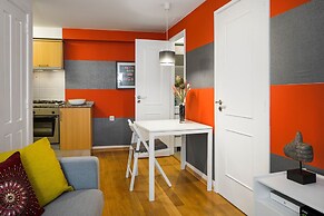 Contemporary by Apartments Alfama