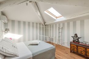 Lovely Apartment in Florence for 6 - Three Bedroom Apartment, Sleeps 6