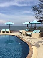 My Resort Hua-Hin by Pueng