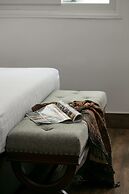 Golden Rooster Hotel