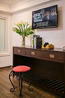 Golden Rooster Hotel