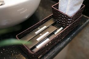 Golden Rooster Hotel