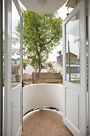 Golden Rooster Hotel