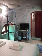 Alongkorn Farm and Resort