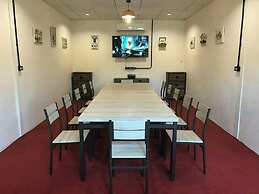 Alongkorn Farm and Resort