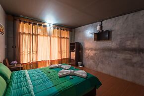 Alongkorn Farm and Resort