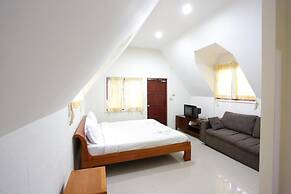 Taksina Garden Resort