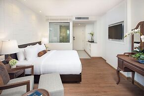 Casa Vimaya Riverside