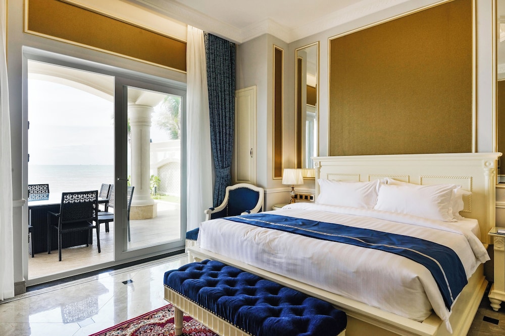 Lan Rung Beach Resort