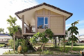 Lan Rung Beach Resort