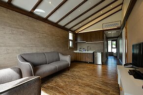 Lan Rung Beach Resort