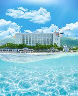 Lan Rung Beach Resort