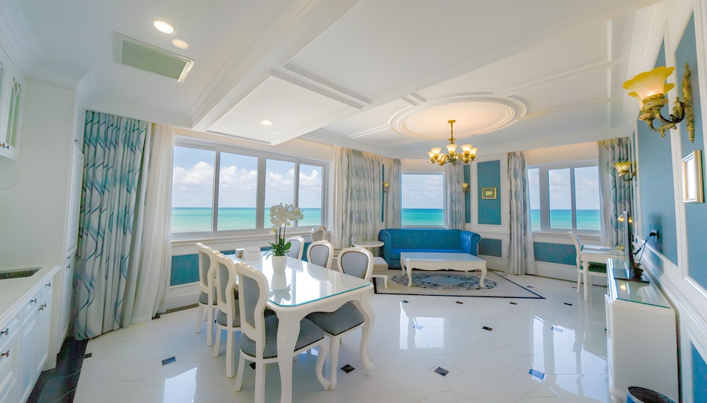 Lan Rung Beach Resort