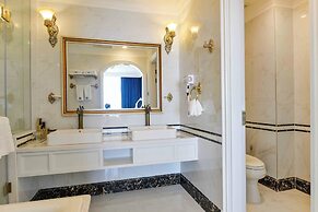 Lan Rung Beach Resort