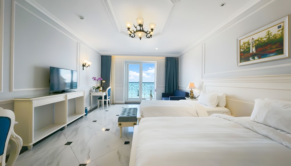 Lan Rung Beach Resort