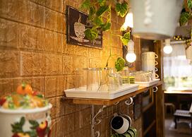 Escape Backpackers KK