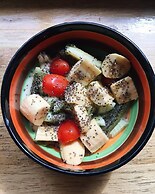 Escape Backpackers KK