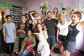 Escape Backpackers KK